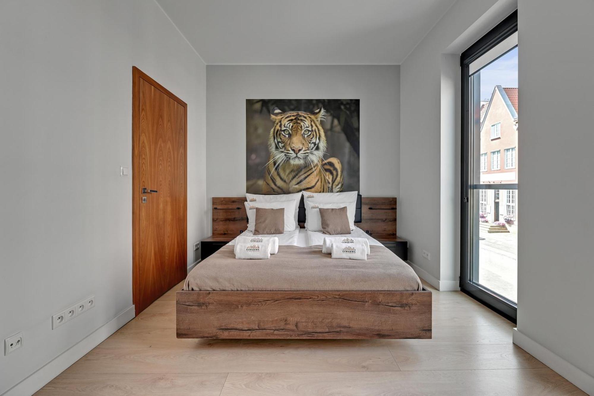 Symfonia Amazing River View Apartment By Downtown Apartments, Gdansk